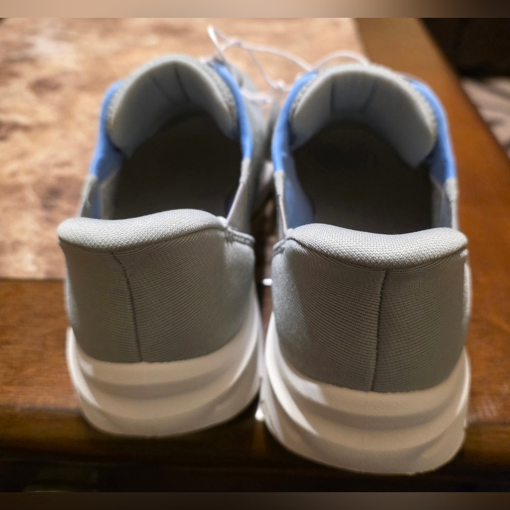 Skechers Hands Free Slip-ins: Glide-Step Sole sneakers in gray with blue accents - Picture 3 of 4
